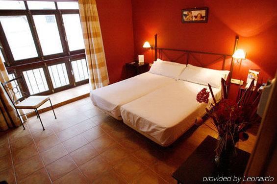 Sercotel Toledo Imperial Szoba fotó